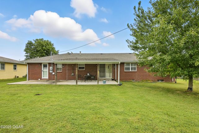 2214 S Brownell Avenue, Joplin, MO 64804