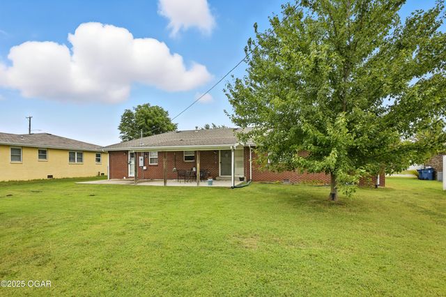 2214 S Brownell Avenue, Joplin, MO 64804