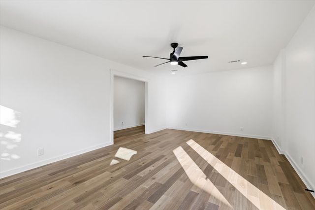 8454 Swift Avenue, Dallas, TX 75228