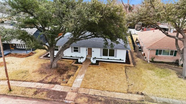 8454 Swift Avenue, Dallas, TX 75228