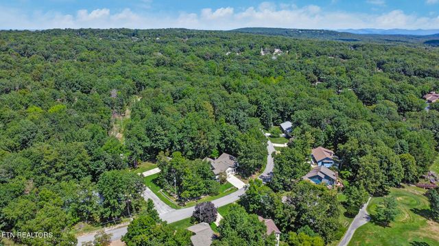 143 Sugarbush Circle, Crossville, TN 38558