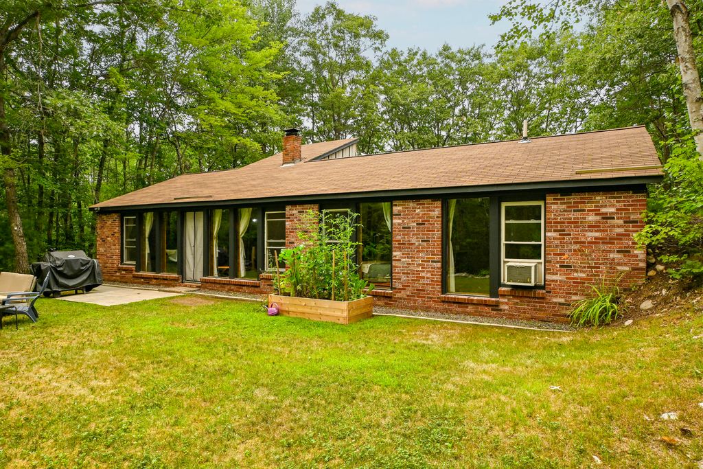 10 Sky Lane, Waterboro, ME 04061 — exterior