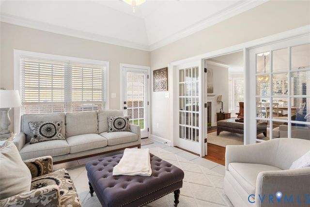 5004 Parkcrest Ct, Glen Allen, VA 23059