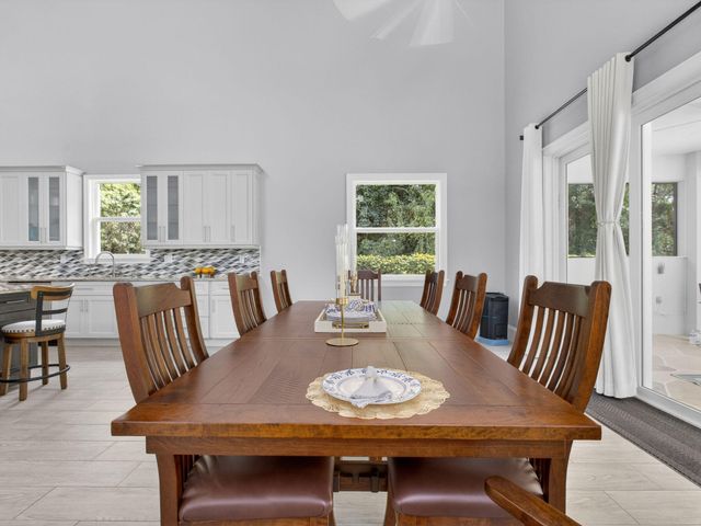 6077 NW 71st Terrace, Parkland, FL 33067