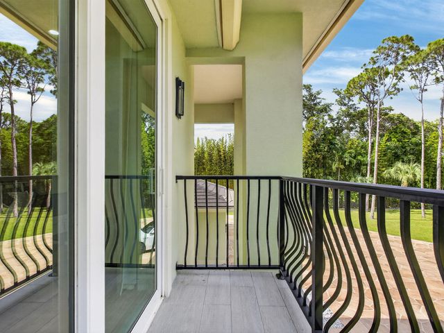 6077 NW 71st Terrace, Parkland, FL 33067