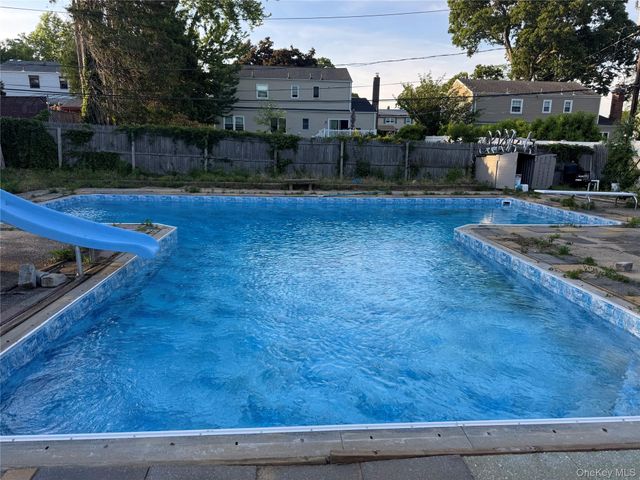 639 Townline Road, Hauppauge, NY 11788