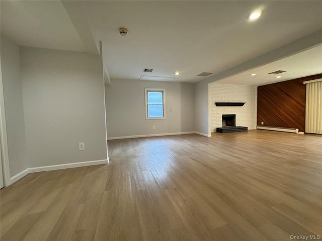 639 Townline Road, Hauppauge, NY 11788
