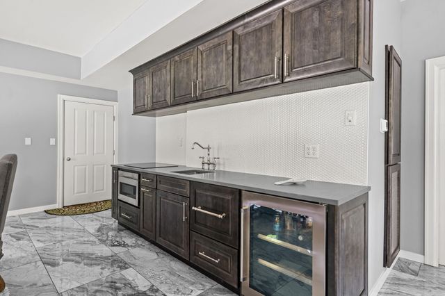 329 W Circle Drive, North Muskegon City, MI 49445