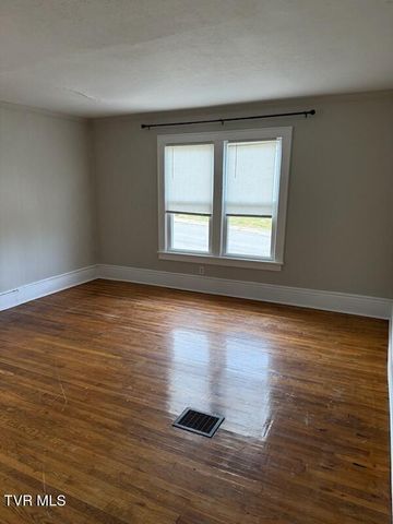 1224 Shelby Street, Bristol, TN 37620