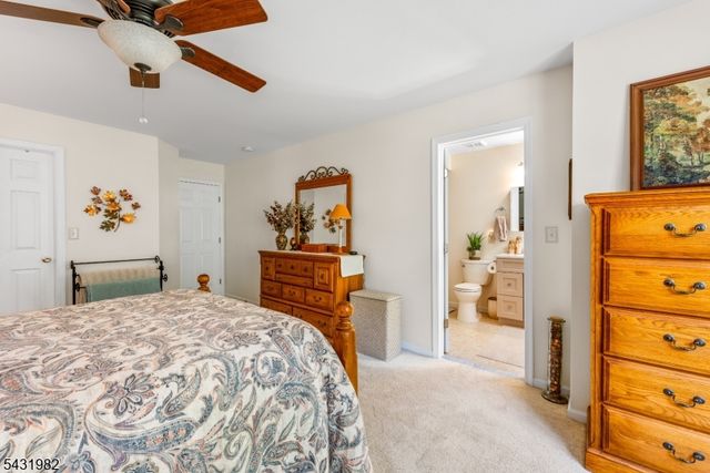 21 Towpath Ln, Stanhope Boro, NJ 07874