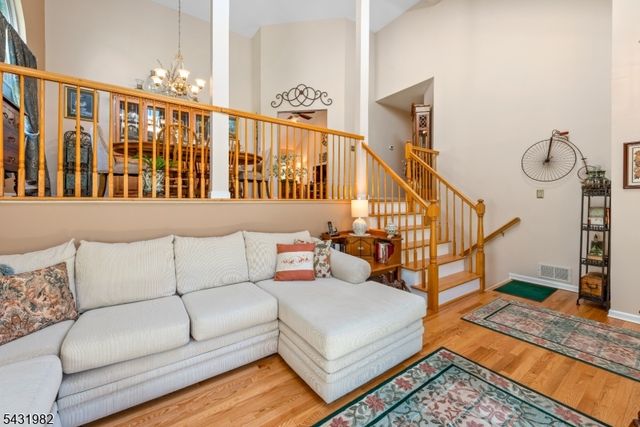 21 Towpath Ln, Stanhope Boro, NJ 07874
