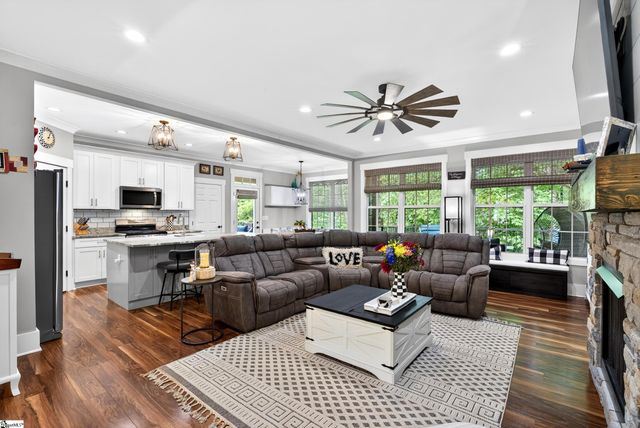 110 Crepe Myrtle Lane, Anderson, SC 29625