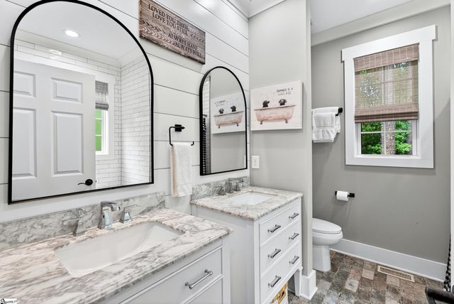 110 Crepe Myrtle Lane, Anderson, SC 29625