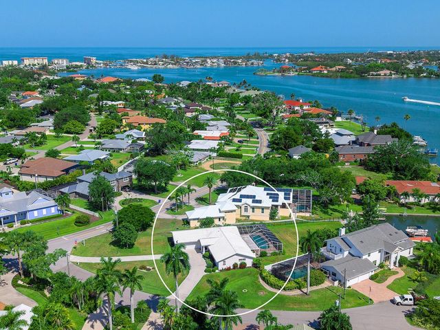 396 BAYSHORE DRIVE, Venice, FL 34285