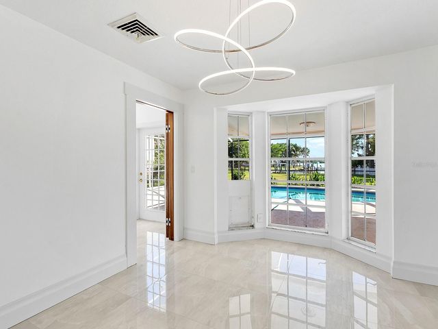 396 BAYSHORE DRIVE, Venice, FL 34285
