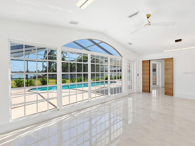 396 BAYSHORE DRIVE, Venice, FL 34285
