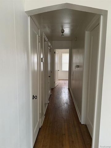 4095 Brouseville Avenue, Lincoln Park, MI 48146