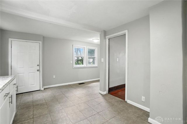 1249 Everett Drive, Dayton, OH 45402