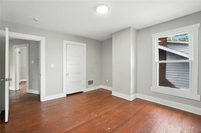 1249 Everett Drive, Dayton, OH 45402