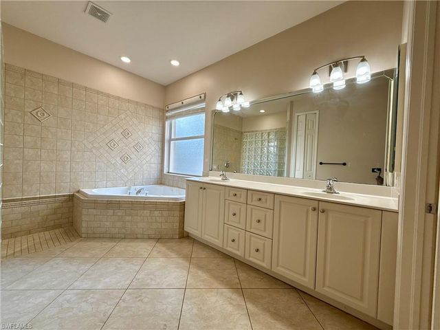 1901 El Dorado PKWY W, Cape Coral, FL 33914