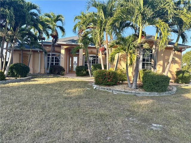 1901 El Dorado PKWY W, Cape Coral, FL 33914