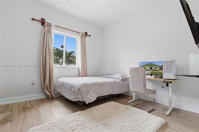 610 SE 12th Ter, Homestead, FL 33033