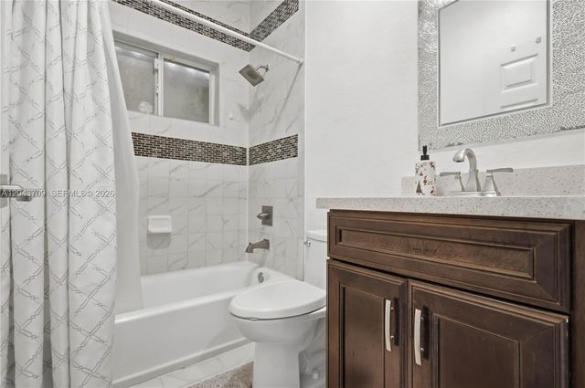 610 SE 12th Ter, Homestead, FL 33033