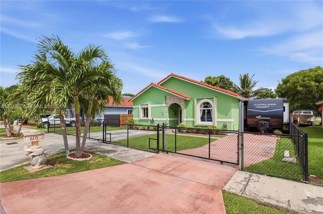 610 SE 12th Ter, Homestead, FL 33033