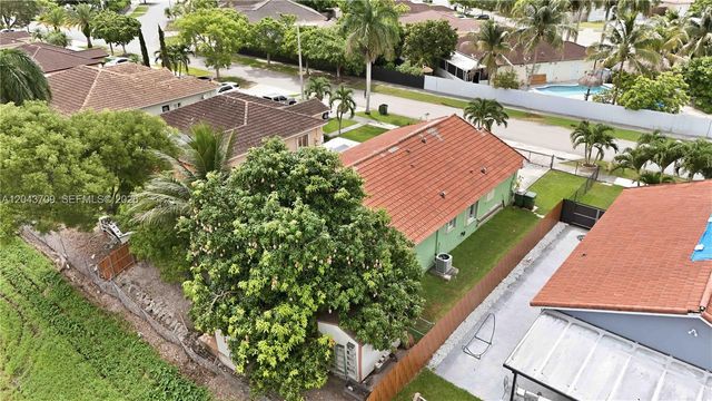 610 SE 12th Ter, Homestead, FL 33033