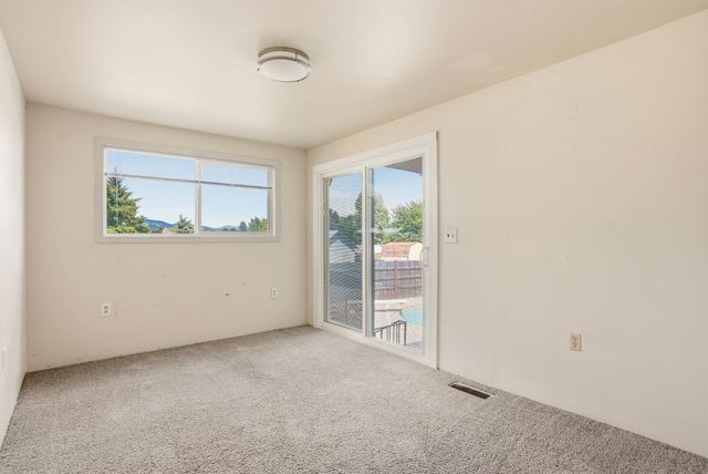17133 E Alki Ave, Spokane Valley, WA 99016