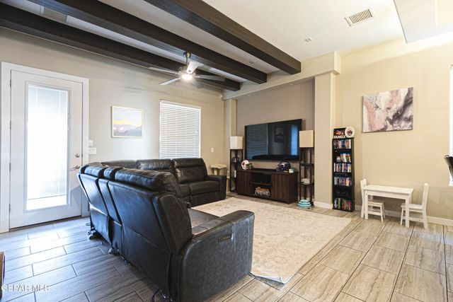 768 Sheephouse Road, El Paso, TX 79928