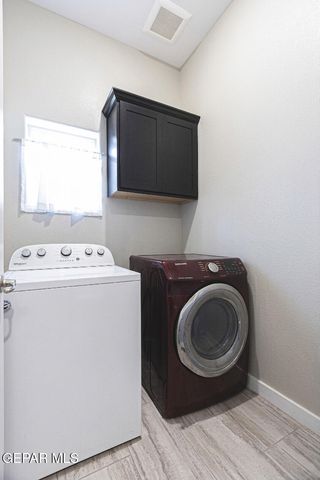 768 Sheephouse Road, El Paso, TX 79928