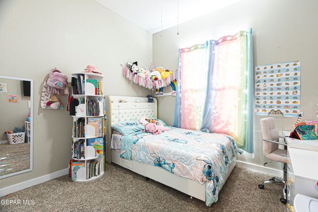 768 Sheephouse Road, El Paso, TX 79928