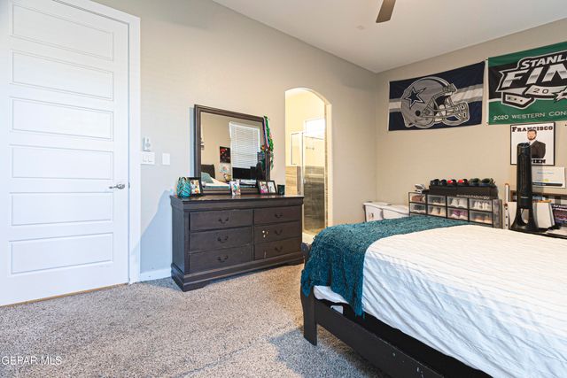 768 Sheephouse Road, El Paso, TX 79928