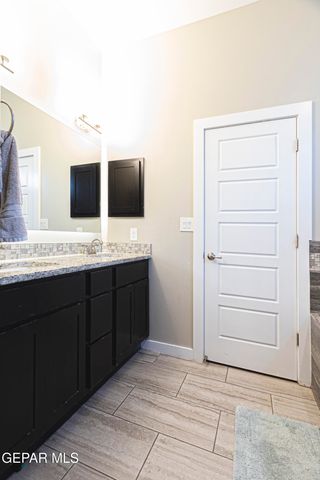 768 Sheephouse Road, El Paso, TX 79928