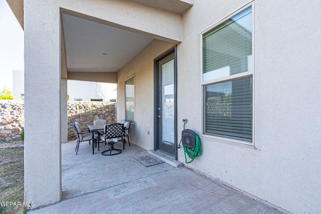 768 Sheephouse Road, El Paso, TX 79928