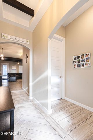 768 Sheephouse Road, El Paso, TX 79928