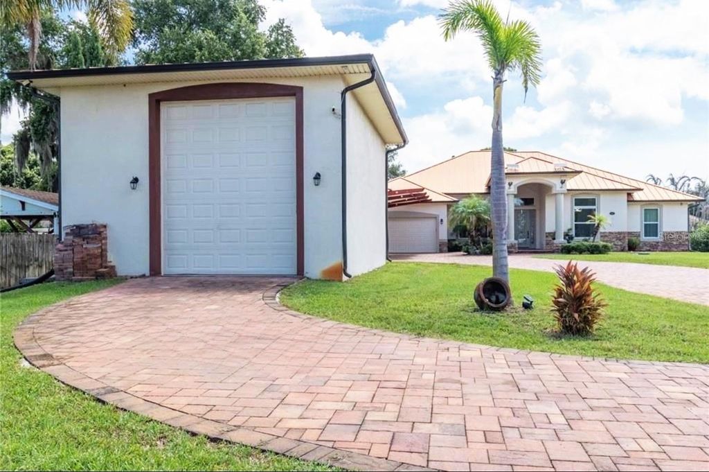 Image 3 of property listing at 2815 2815 DAIRY RD, Melbourne, FL 32904