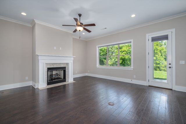 513 Central Dr, Franklin, TN 37064