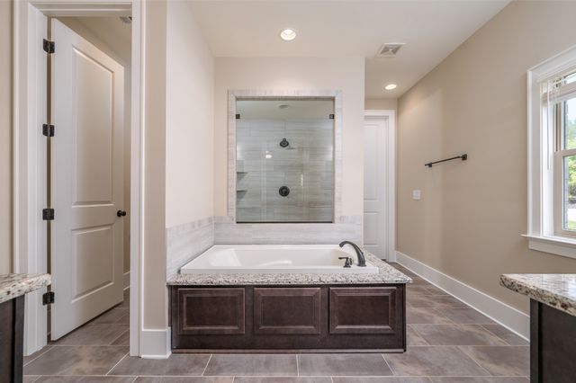 513 Central Dr, Franklin, TN 37064