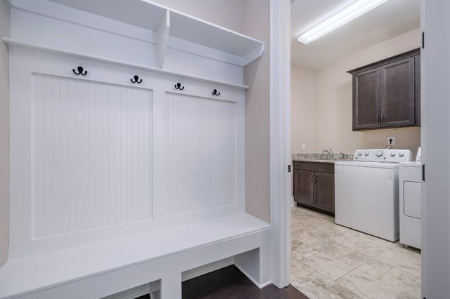 513 Central Dr, Franklin, TN 37064
