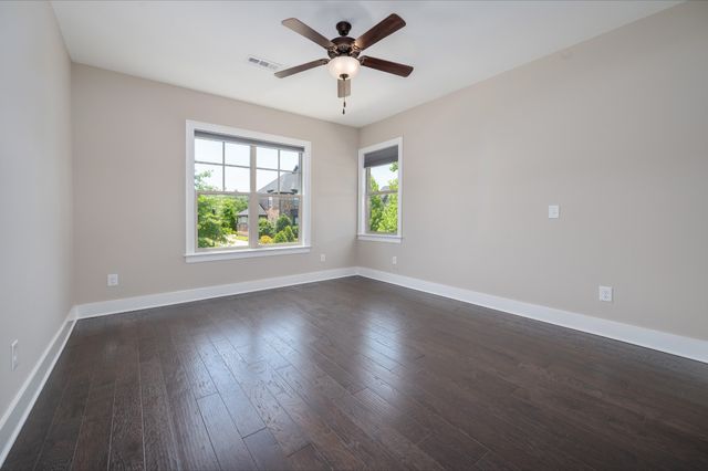 513 Central Dr, Franklin, TN 37064