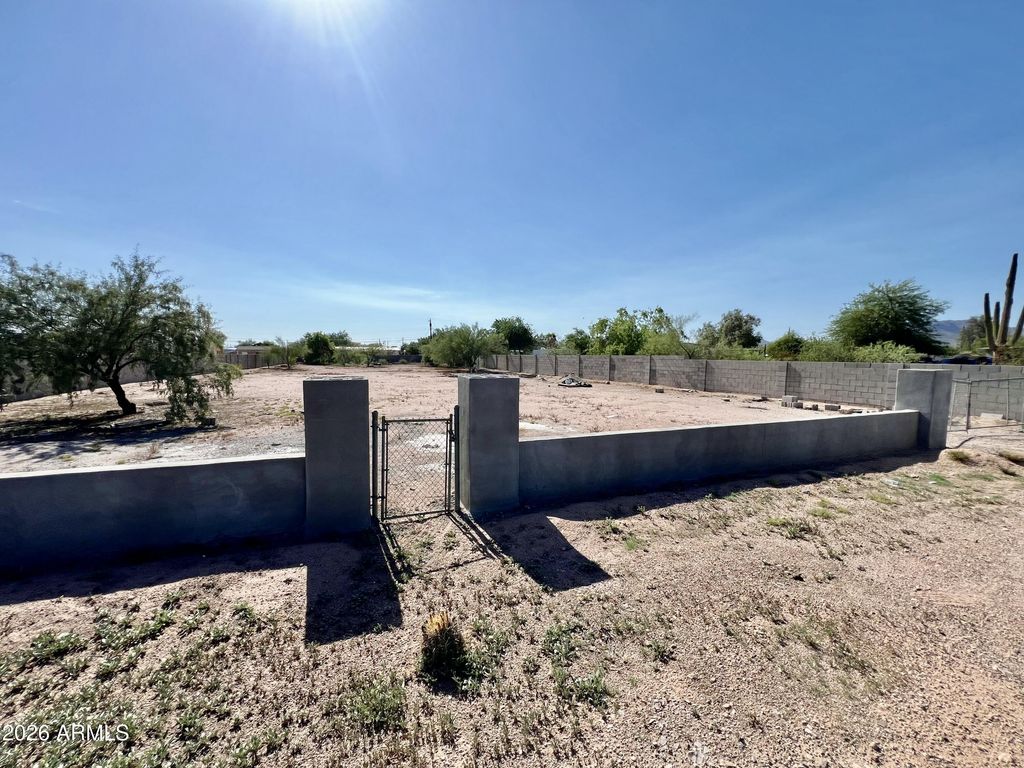 412 N IRONWOOD Drive 17, Apache Junction, AZ 85120 — photo 3