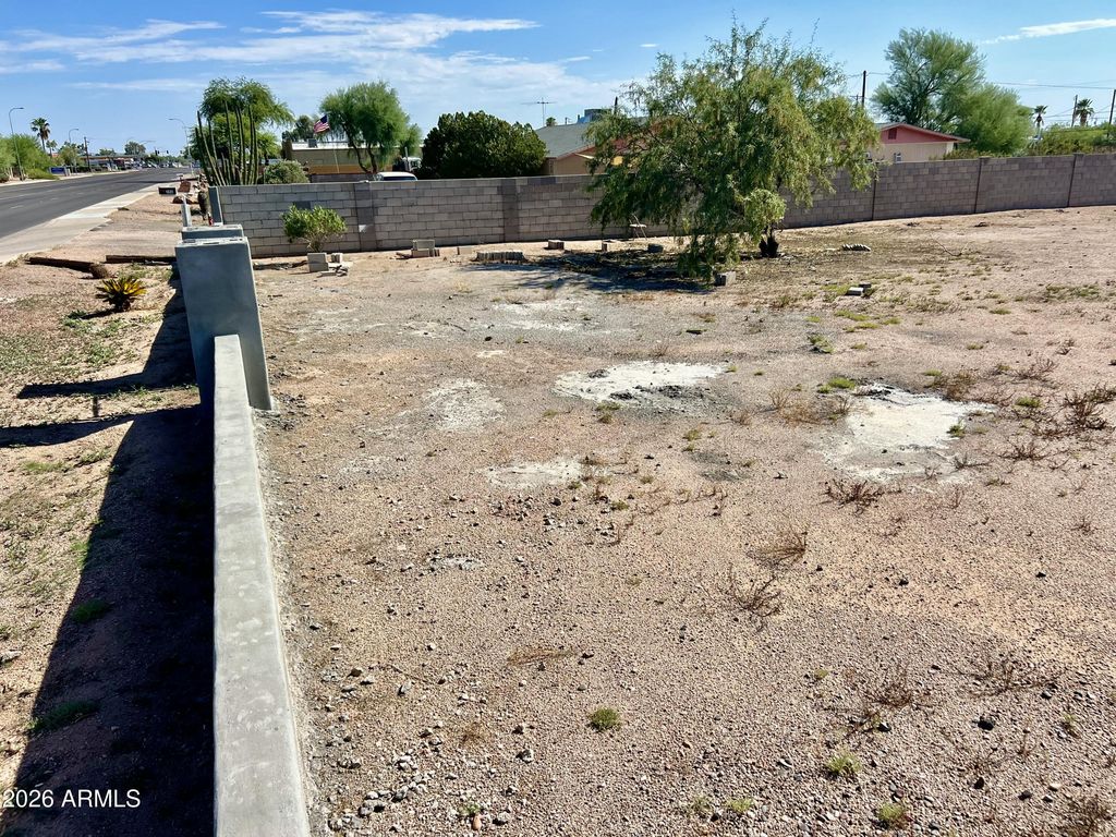 412 N IRONWOOD Drive 17, Apache Junction, AZ 85120 — photo 5