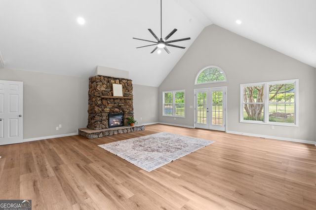 1897 Highway 34 W, Newnan, GA 30263