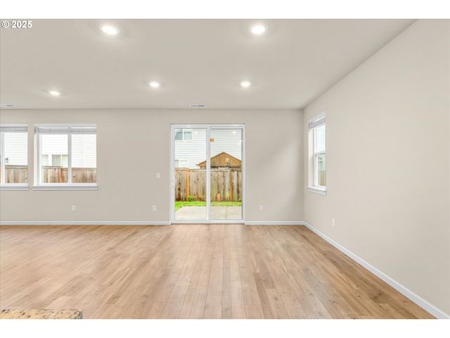 13304 Ne 116TH St, Brush Prairie, WA 98606