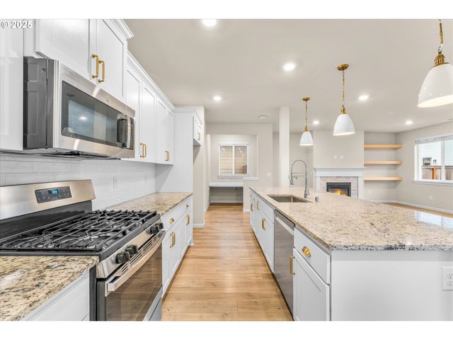 13304 Ne 116TH St, Brush Prairie, WA 98606