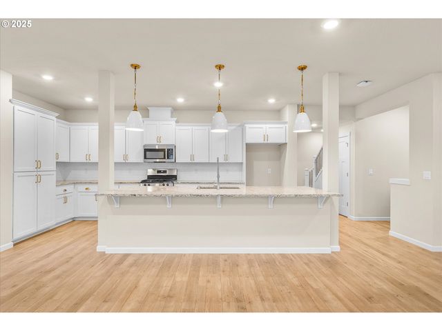 13304 Ne 116TH St, Brush Prairie, WA 98606