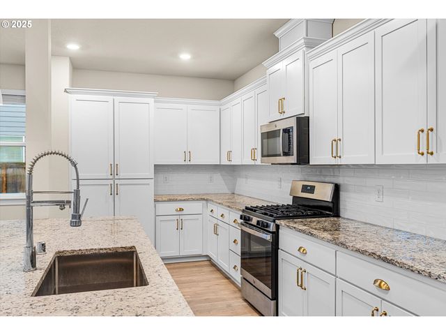 13304 Ne 116TH St, Brush Prairie, WA 98606