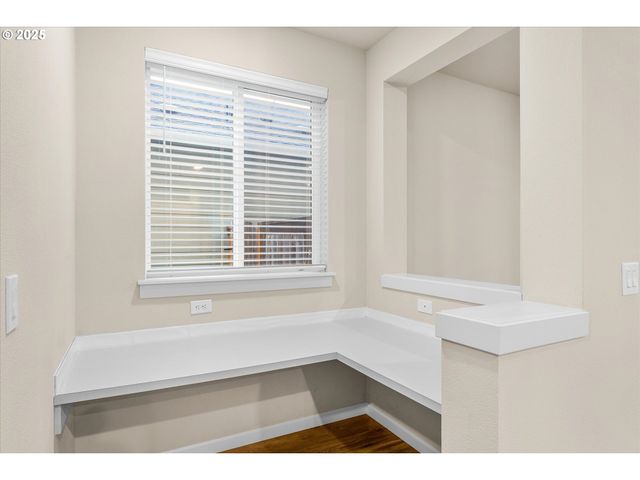 13304 Ne 116TH St, Brush Prairie, WA 98606